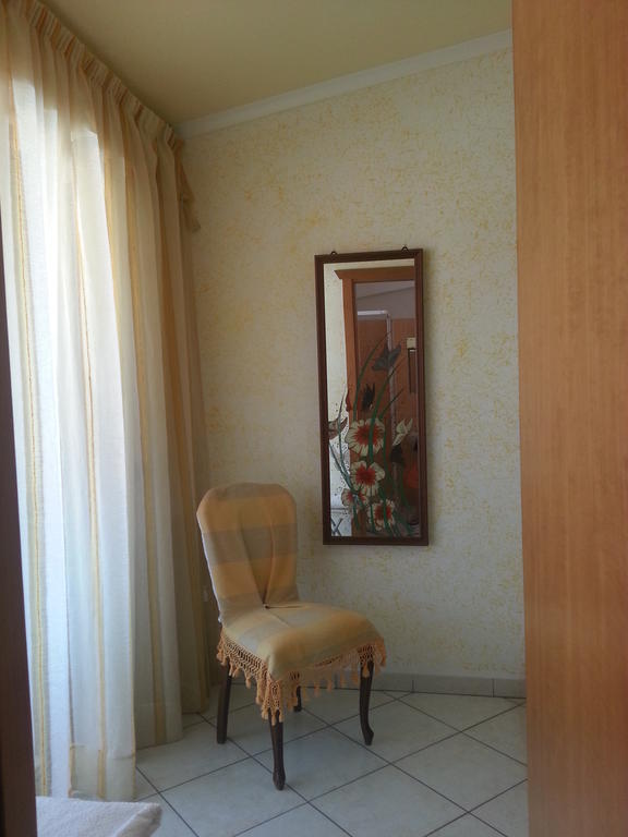 Hotel Mistef Falerna Quarto foto